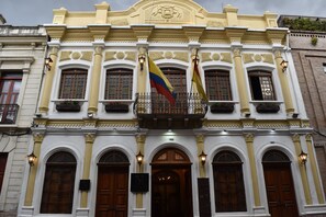 Exterior detail - Cozy Stay + Secret Letter in Central Cuenca (Cuenca)
