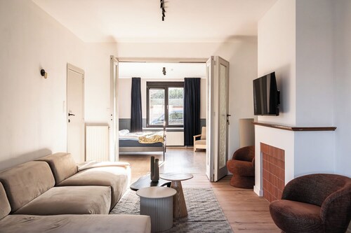 Cozy family home with 5 spacious bedrooms.