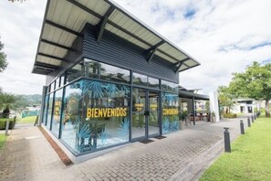 Exterior - Cara Coral Herradura Costa Rica (Herradura)