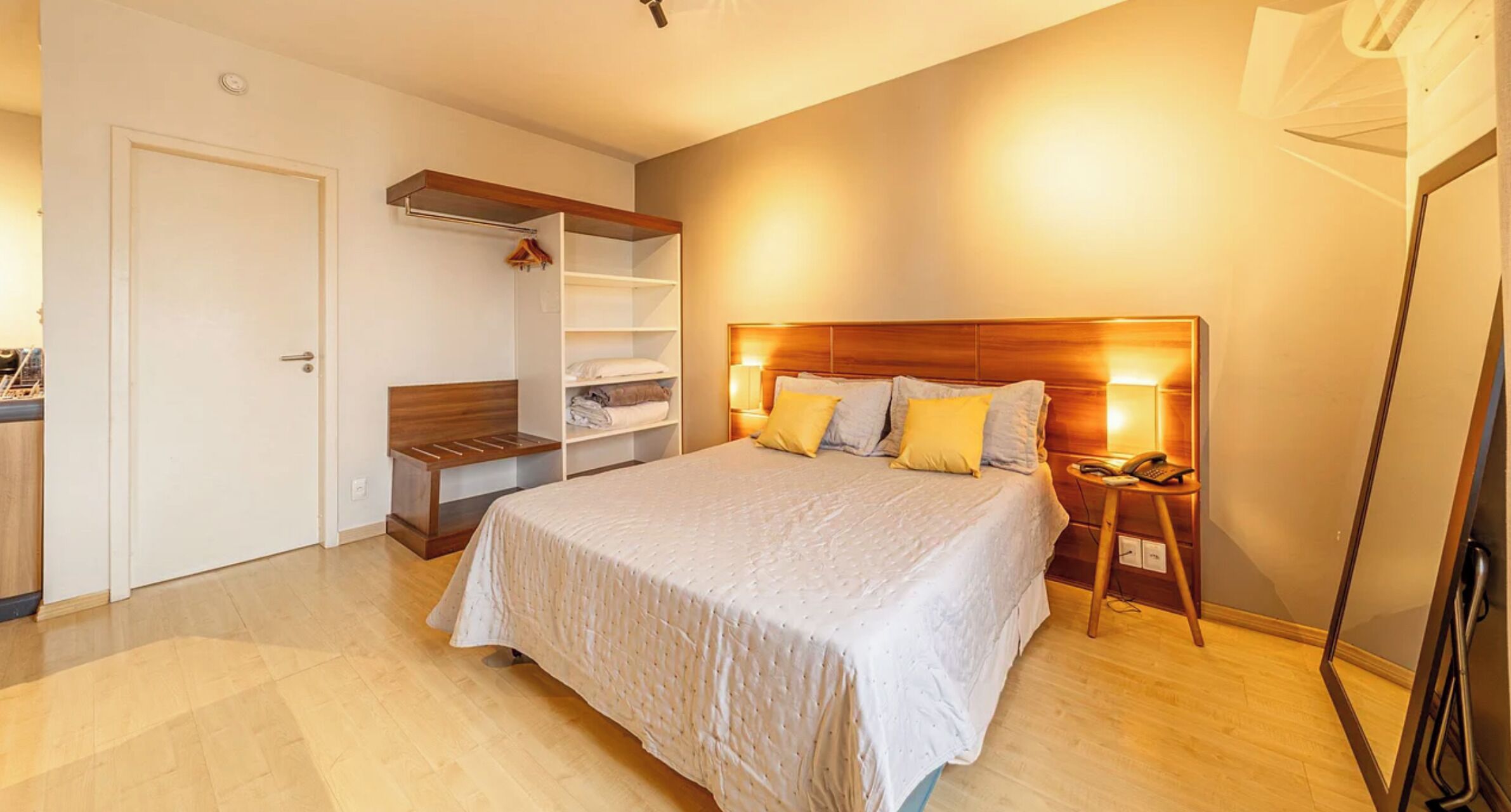 Design Apartment | Free WiFi