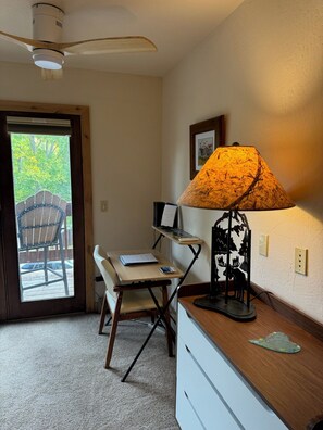 Interior - Awesome condo in Crested Butte perfect for your mountain getaway (Crested Butte)