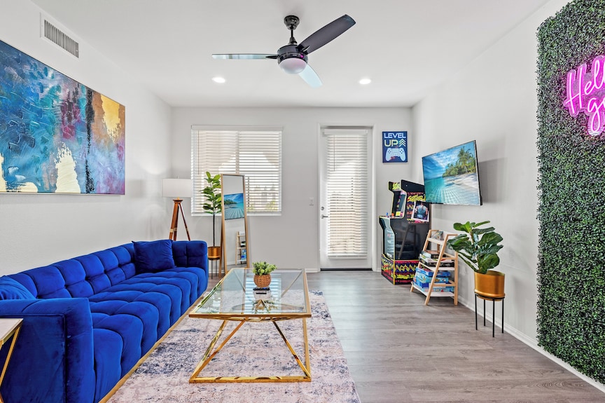 Cozy 3br Apartment Near Disney + Arcade - Chino Hills, CA