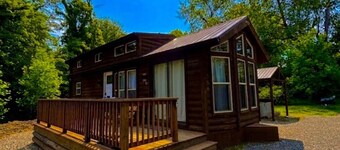 Little Lantern Cabin