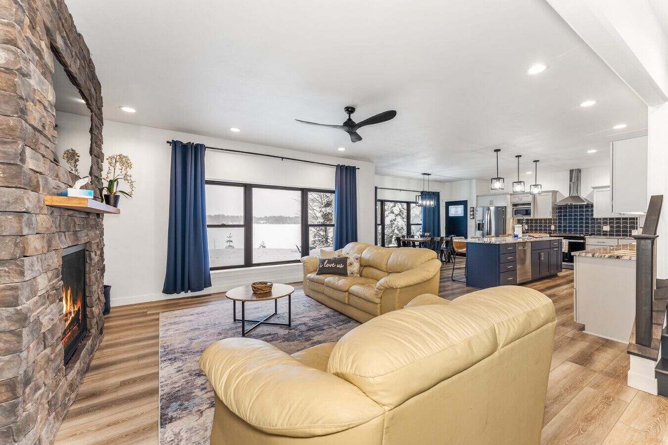 TV, peis og fotballspill