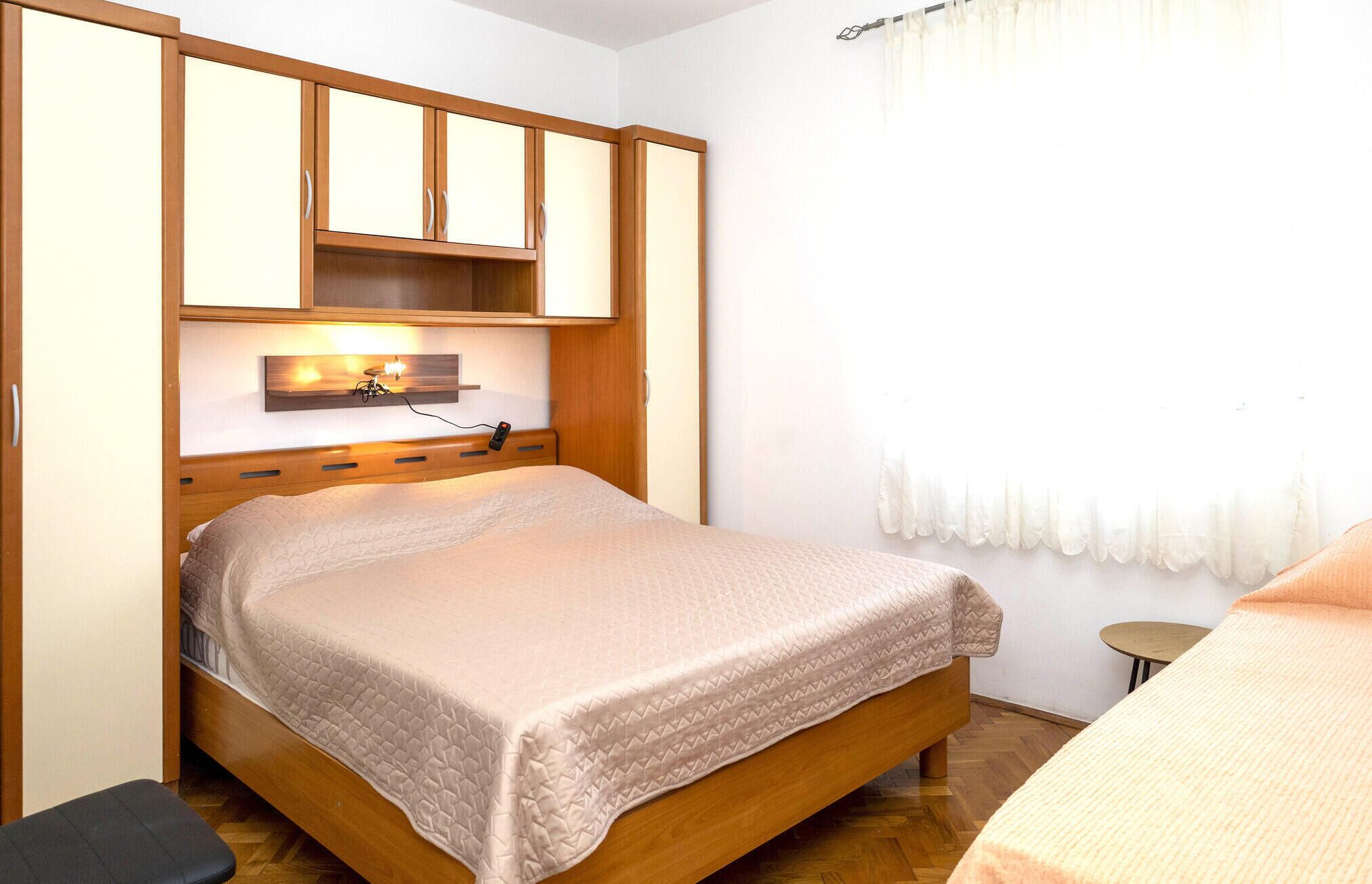Stunning Apartment In Supetar With Wifi - Supetar