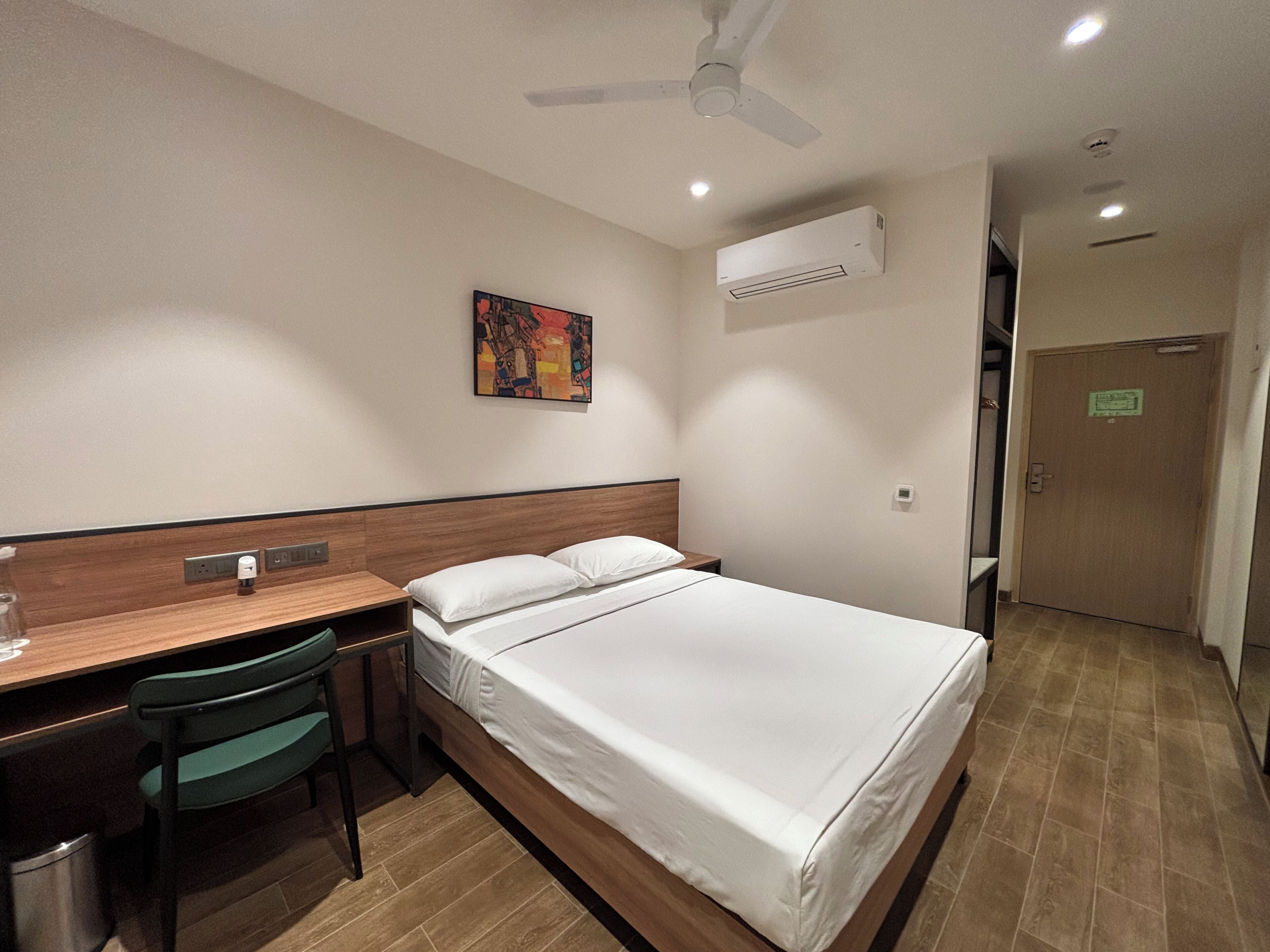 Classic Double Room | Free WiFi, bed sheets