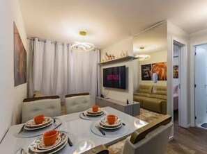 Dining - Apartment in São Paulo, very well located, with pool, gym, and full amenities. (São Paulo)