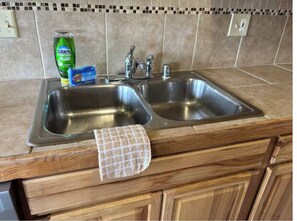 冰箱、微波炉、烤箱、炉灶