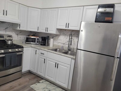 Perfect Family Home for Traveling Professionals and Insurance Relocations