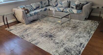 Perfect Family Home for Traveling Professionals and Insurance Relocations