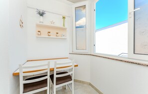 Interior - Cozy apartment in Vir with WiFi (Vir)