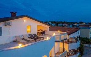 Terrace/patio - Stunning apartment in Vir with WiFi (Vir)