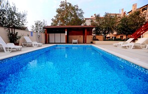 Pool - Gorgeous apartment in Peroj with outdoor swimming pool (Peroj)
