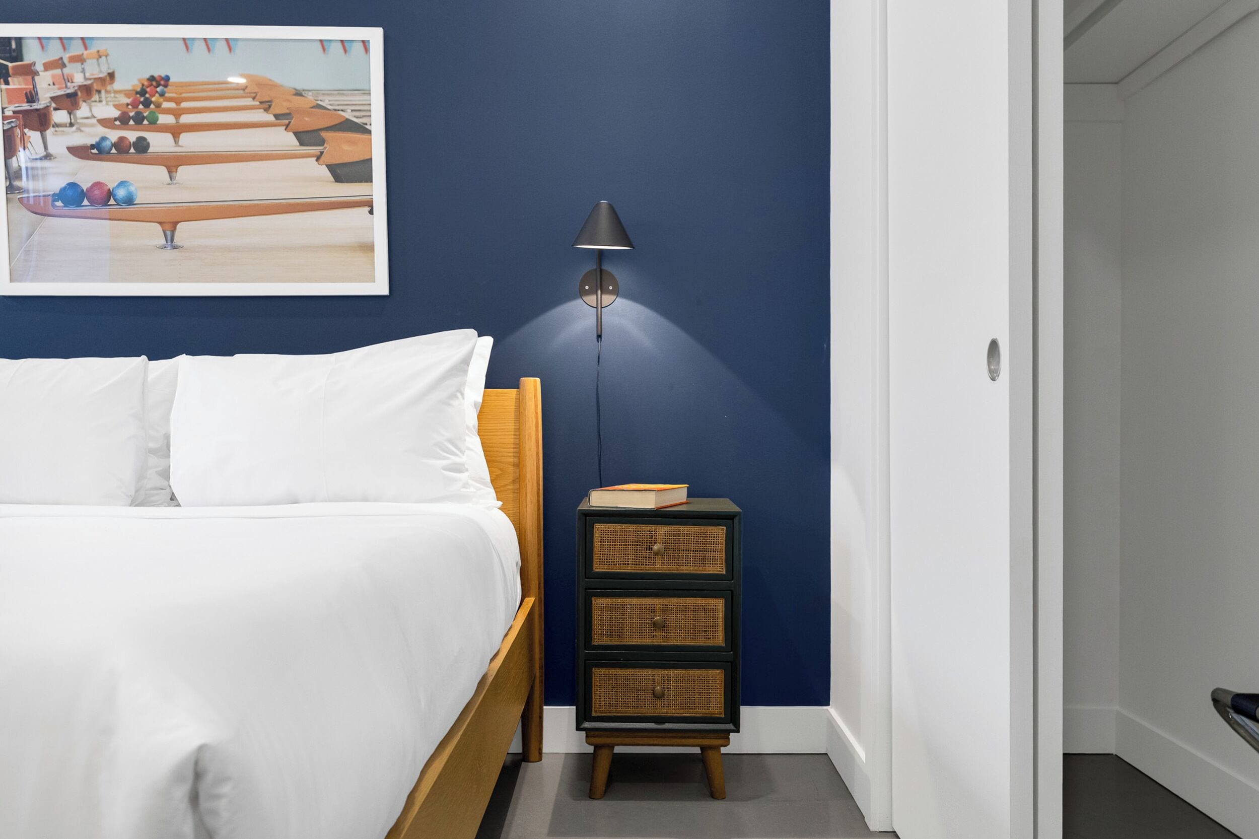 Elite Apartment | Desk, laptop workspace, blackout curtains, soundproofing