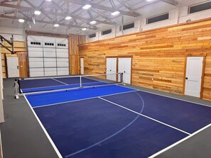 Sport court - Mountainview Retreat, Pickleball court, Shop, Ski in Farmington, UT (Farmington)