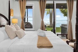 Työpöytä, silitysrauta/-lauta, vauvan matkasänky, ilmainen Wi-Fi