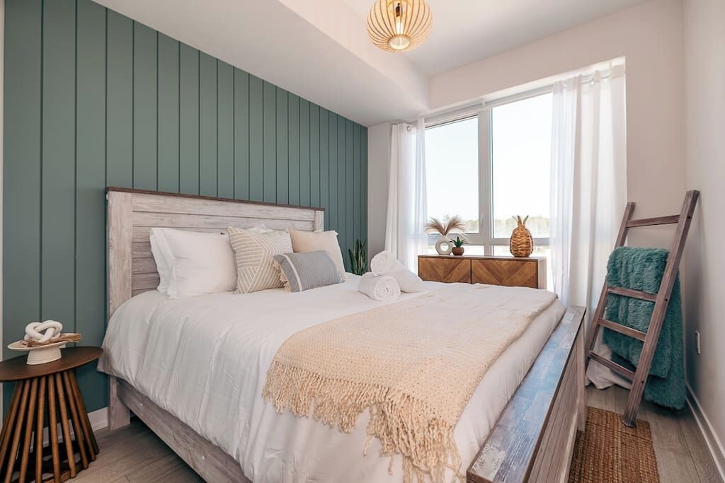 Bügeleisen/Bügelbrett, Reisekinderbett, kostenloses WLAN, Bettwäsche