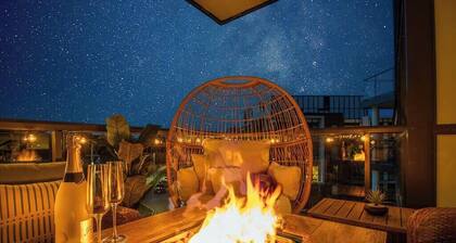 Luxury Beach Spa w/ Private Sauna!