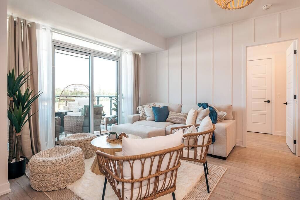 Televisión y chimenea 