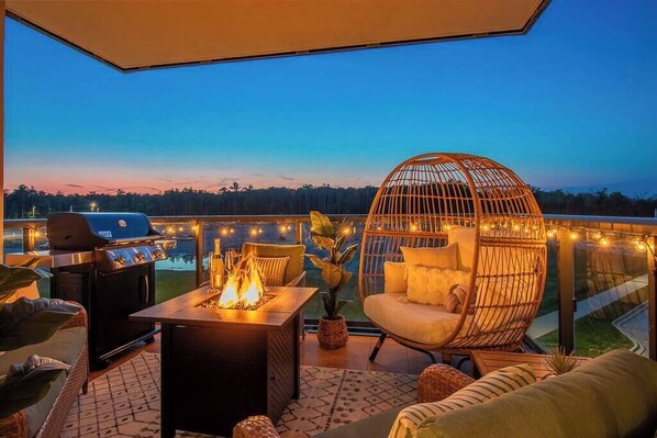 المنطقة المحيطة بالمنشأة