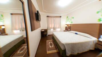 In-room safe, desk, soundproofing, free WiFi