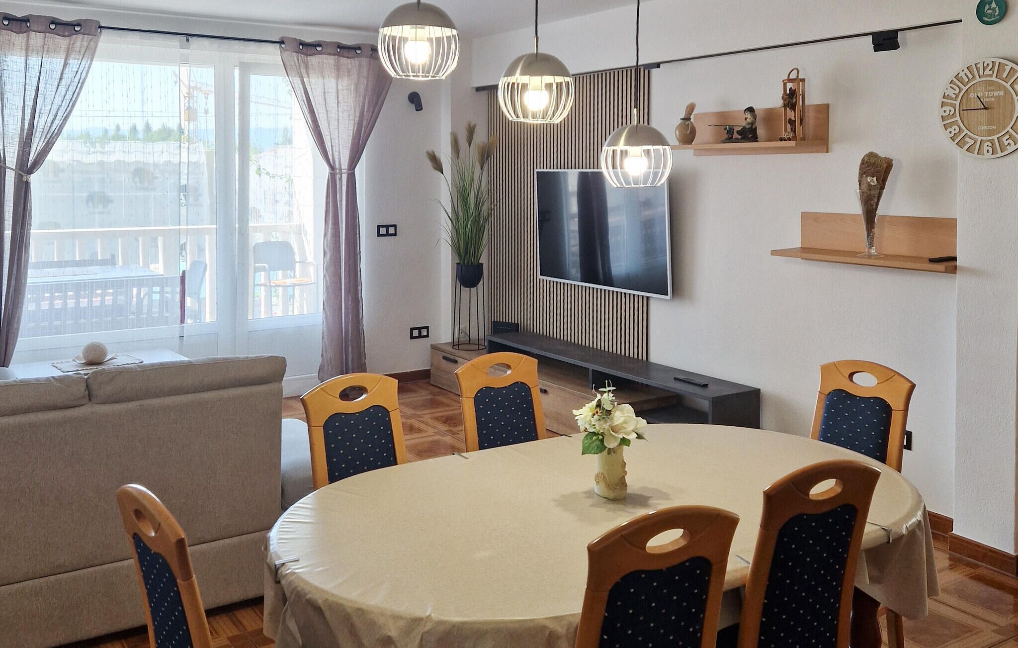 Amazing Apartment In Omis - Omiš