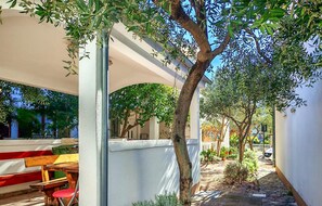 Outdoor dining - 1 bedroom amazing apartment in Vodice (Vodice)