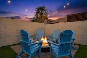 Property grounds - Gilbert Oasis Pool Heating + Game Room + Billiards (Gilbert)