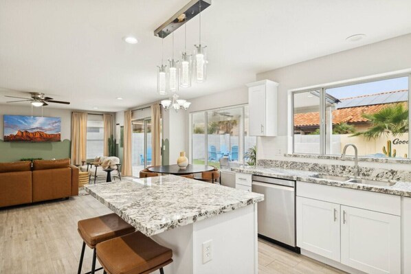 Interior - Gilbert Oasis Pool Heating + Game Room + Billiards (Gilbert)