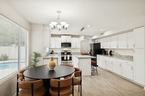 Dining - Gilbert Oasis Pool Heating + Game Room + Billiards (Gilbert)