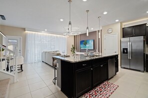 Interior - Luxury 5BR w/Pool, Game Loft & Resort Access (Davenport)