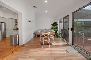 Dining - Peter Cottage | CBD Location, Bright & Homely (Wagga Wagga)