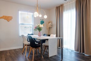 Dining - New & Modern Home in Southport • Family & Pet Friendly (Southport)