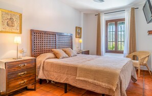 2 bedrooms, free WiFi