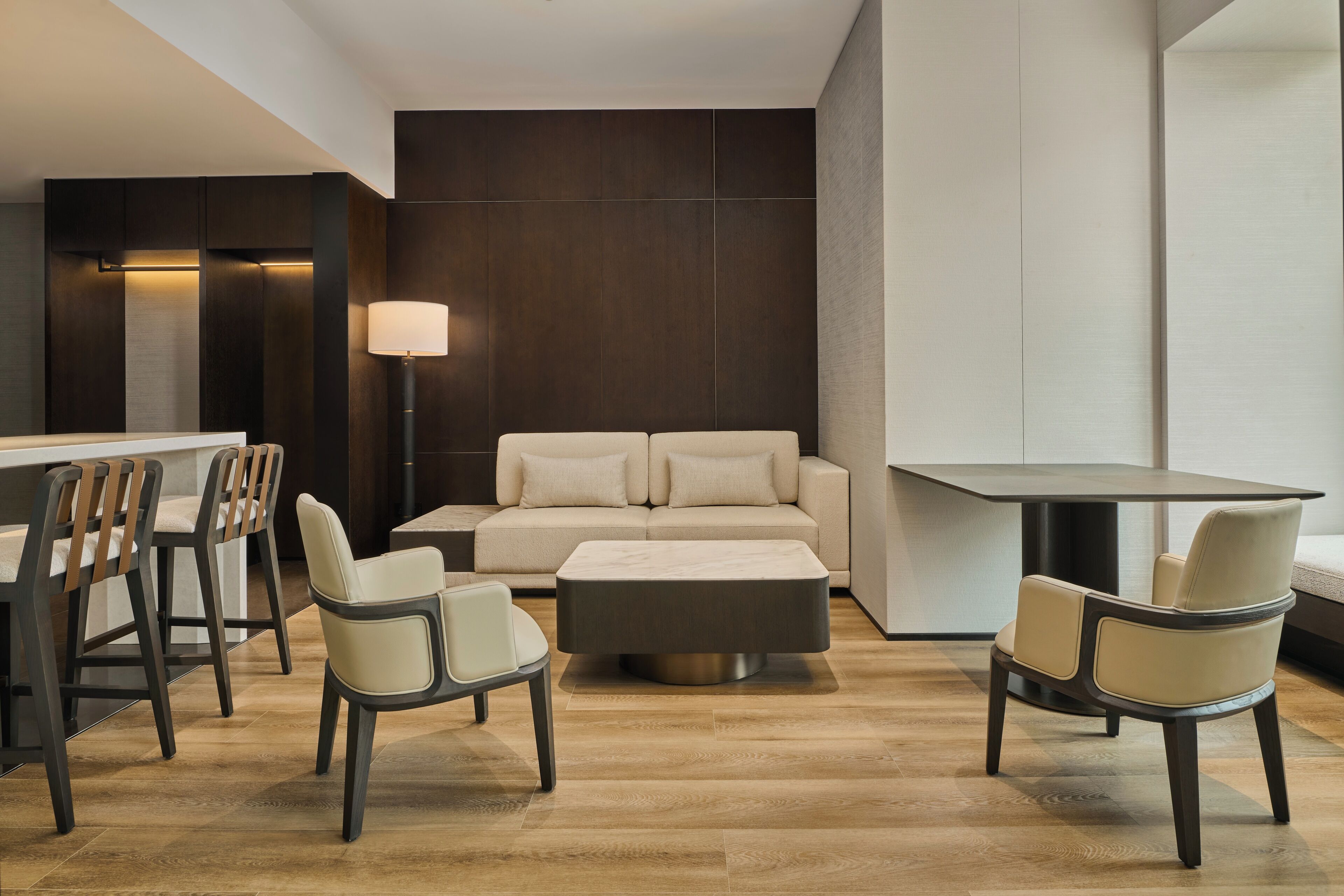 Premium Suite, 1 King Bed | Premium bedding, down comforters, pillowtop beds, free minibar