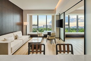 Suite Deluxe, 1 llit de matrimoni gran, vistes al jardí | Roba de llit d'alta qualitat i cobrellits 