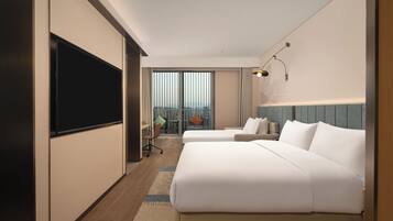 Deluxe Room, 1 King Bed with Sofa bed | Premium bedding, down duvets, free minibar, desk