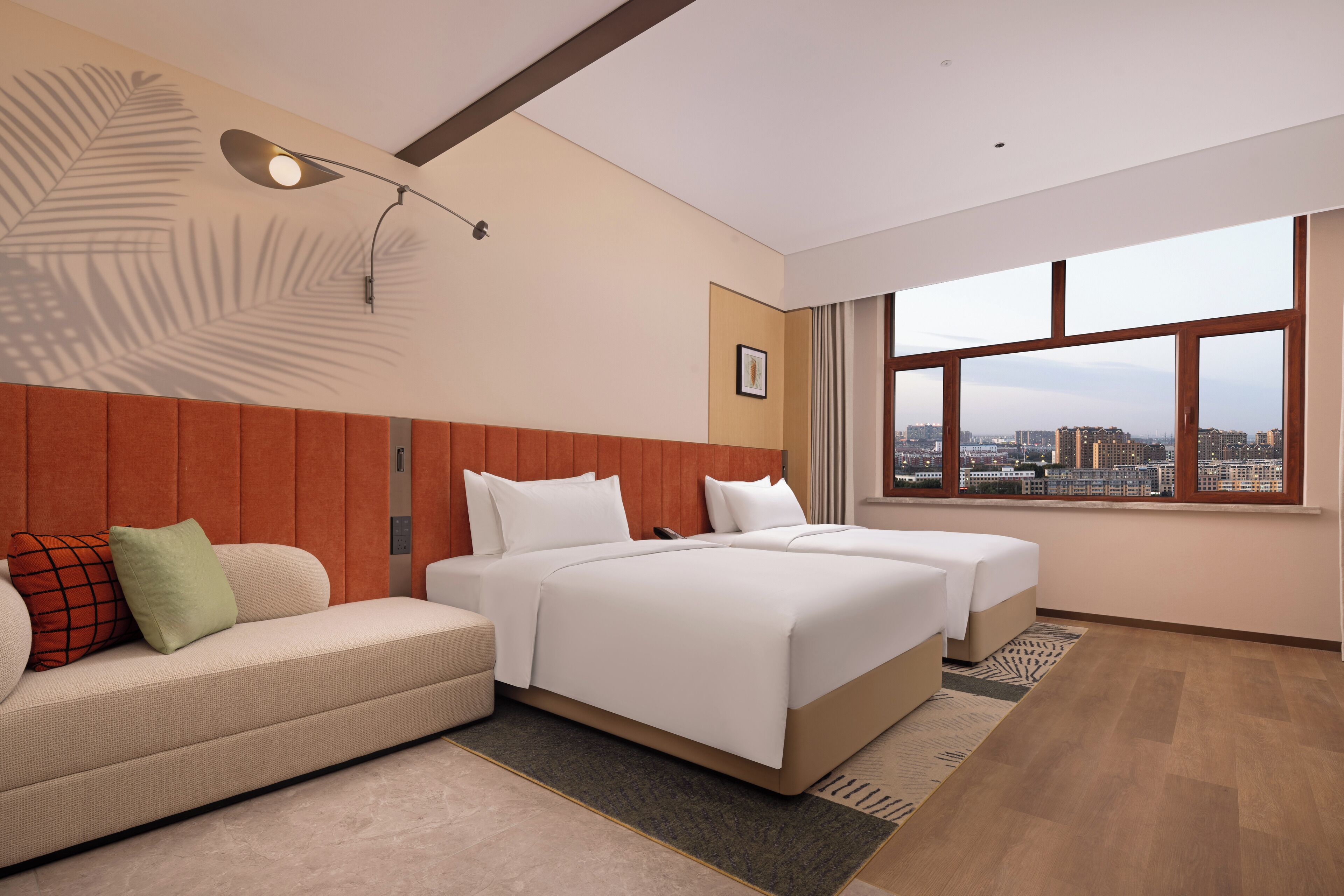 Deluxe-rum - 2 enkelsängar | Sängtillbehör av högsta kvalitet, duntäcken och memory foam-madrasser