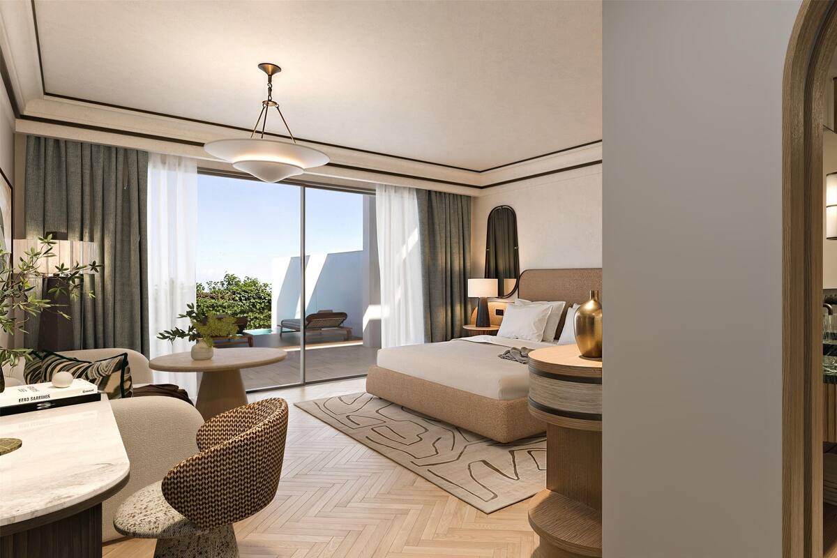 Deluxe Room, 1 King Bed, Garden View (Private Pool) | Minibar, in-room safe, blackout drapes, iron/ironing board