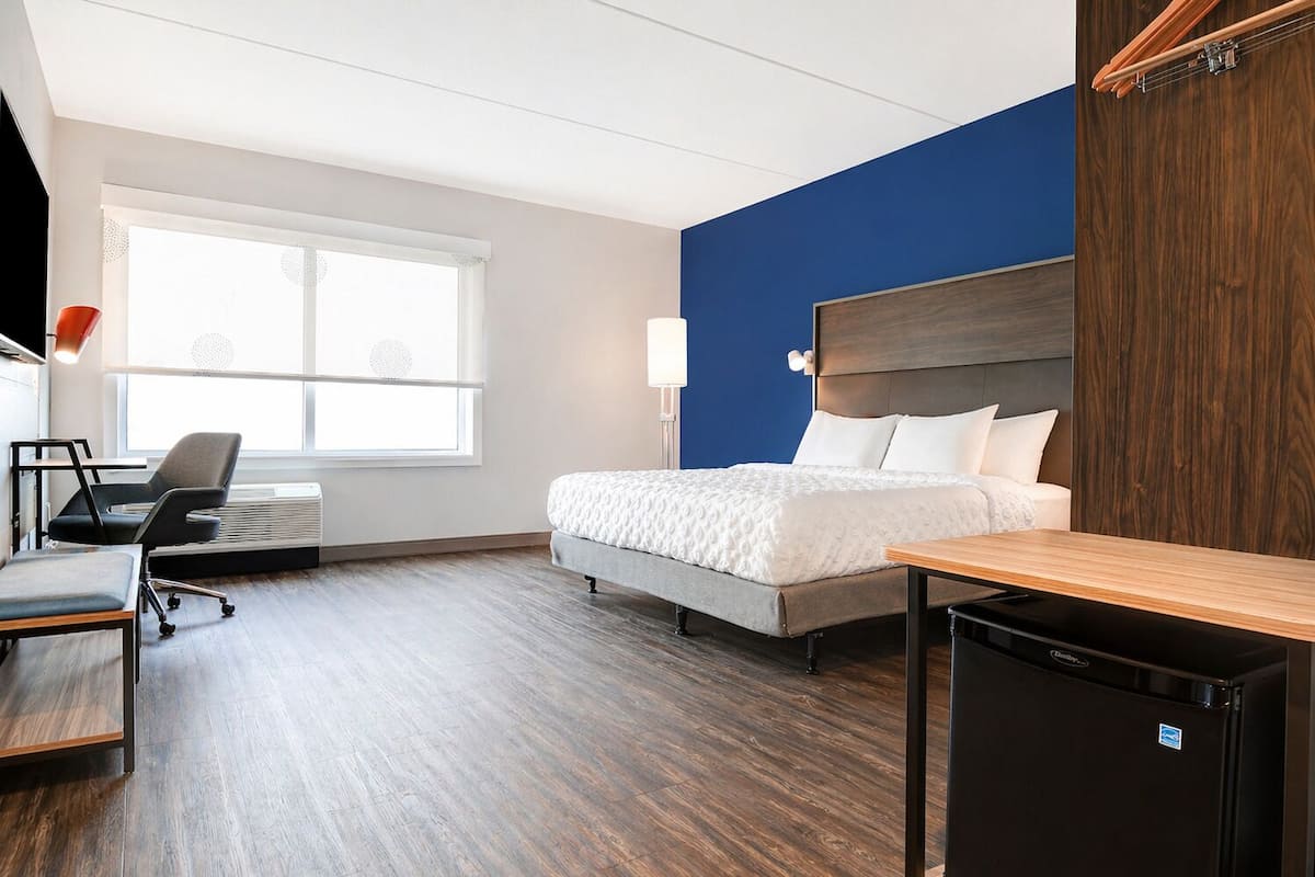 Zimmer, 1 King-Bett, barrierefrei, Badewanne | Kostenloses WLAN