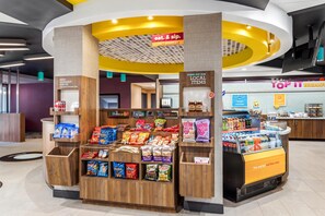 Snack bar - Tru By Hilton Richmond Northwest (Richmond)