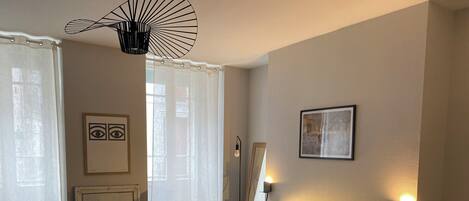 Bügeleisen/Bügelbrett, WLAN, Bettwäsche