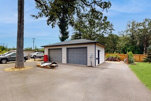 Exterior - Home w/ Stunning River Views & Nearby Attractions (Myrtle Creek)