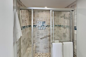 Hair dryer, towels - Resort Perks, Gulf Access: Suntide III - Unit 409 (South Padre Island)