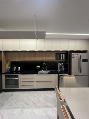 Private kitchen - Apartamento em Bombinhas com Piscina (Bombinhas)