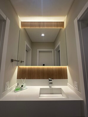 Interior - Apartamento em Bombinhas com Piscina (Bombinhas)
