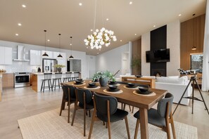 Chalet | Living area - L'Orignal et L'Érable by Tremblant Platinum (La Conception)