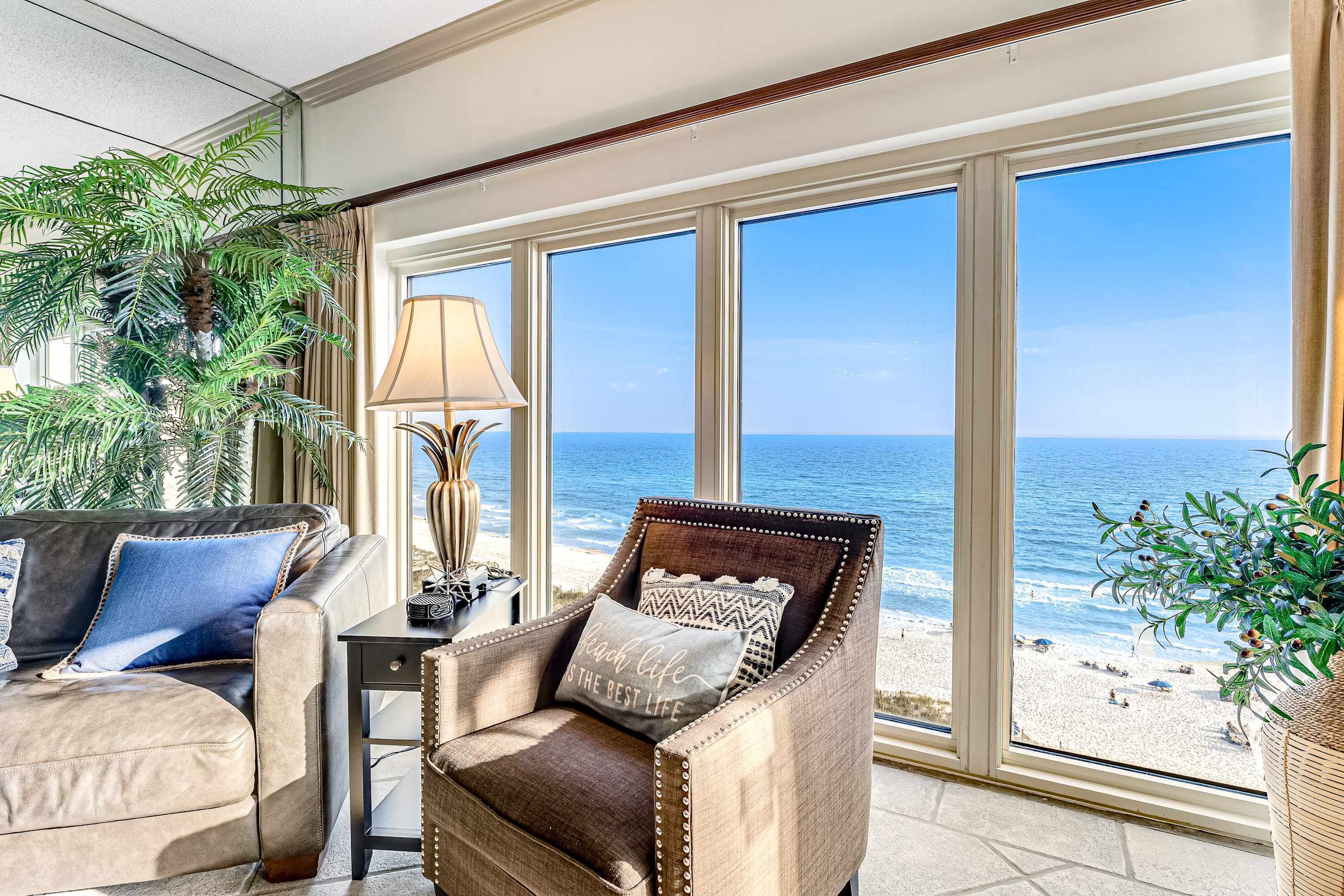 TV, DVD player, stereo, offices