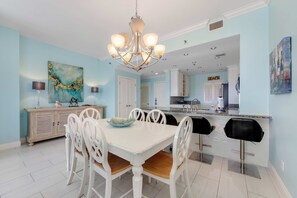 Dining - Exclusive 3BR Beachfront with Gulf Views (Miramar Beach)