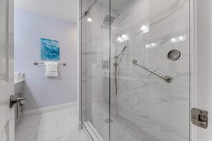 Shower, towels - Exclusive 3BR Beachfront with Gulf Views (Miramar Beach)